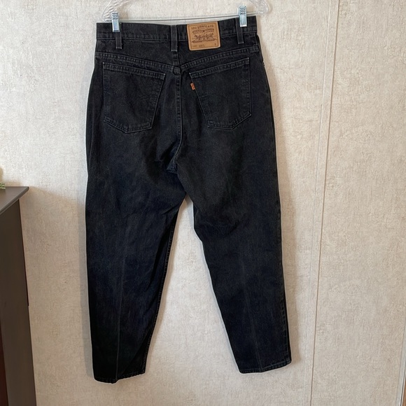 Levi’s orange tab women’s black jeans size 14 short. Relaxed fit. Tapered leg. - Picture 2 of 9